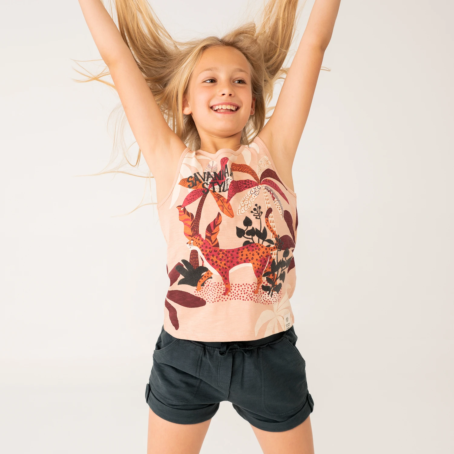 Boboli Girls Pink & Grey Cotton Shorts Set 2 Boboli Girls Pink & Grey Cotton Shorts Set - Image 2