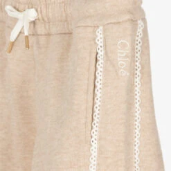 Chloé Girls Beige Lace Trim Shorts -Deals Whimsy Collection Store chloe girls beige lace trim shorts 500165 3d05f35e4ae52e6bfafd6feb3ee09627ecf532fb