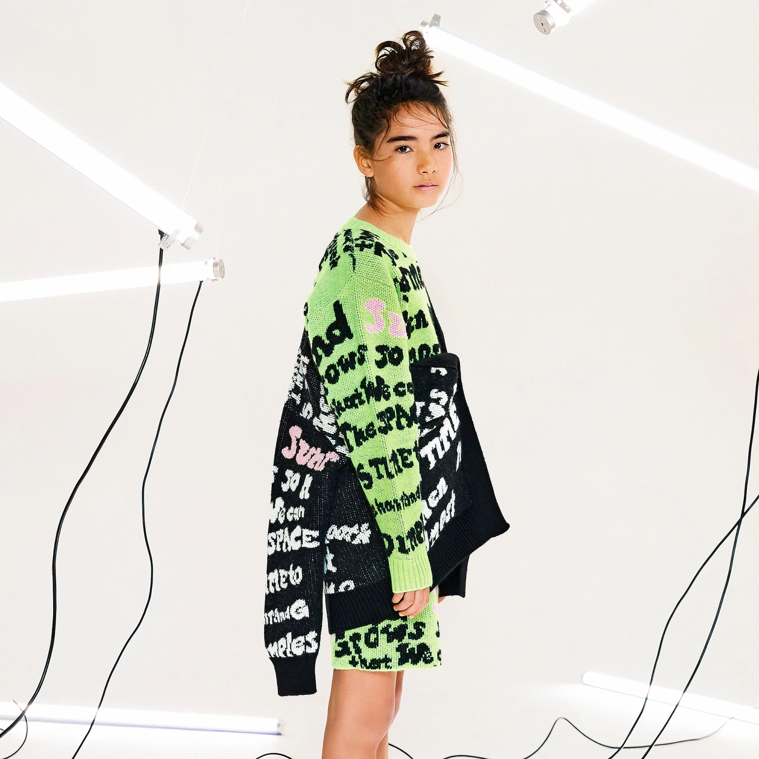 MSGM Girls Green Logo Knit Sweater 2 MSGM Girls Green Logo Knit Sweater - Image 2