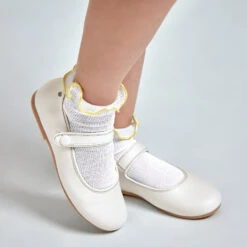 Story Loris Girls White & Yellow Ruffle Socks -Deals Whimsy Collection Store story loris girls white yellow ruffle socks 146661 589c060e578391d8b9e6ef734ea839d242fd0ab5 outfit